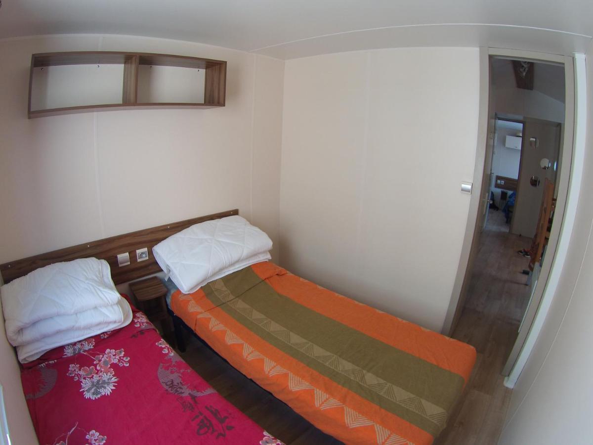 La Carabasse / Mazet 69 Hotel Виас Екстериор снимка